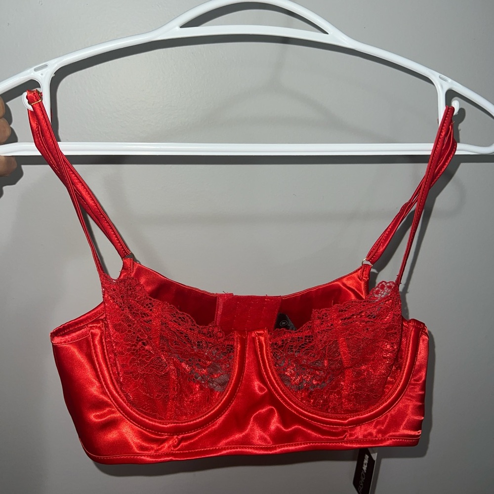 Fashion Nova Red Lace Set❤️